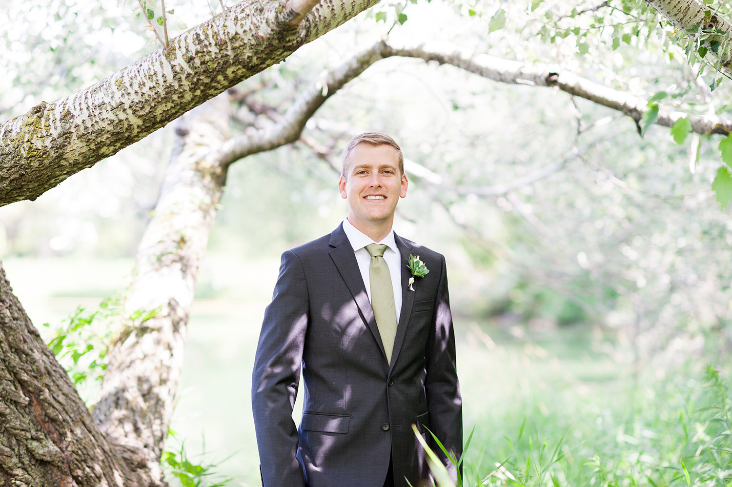 groom in nature